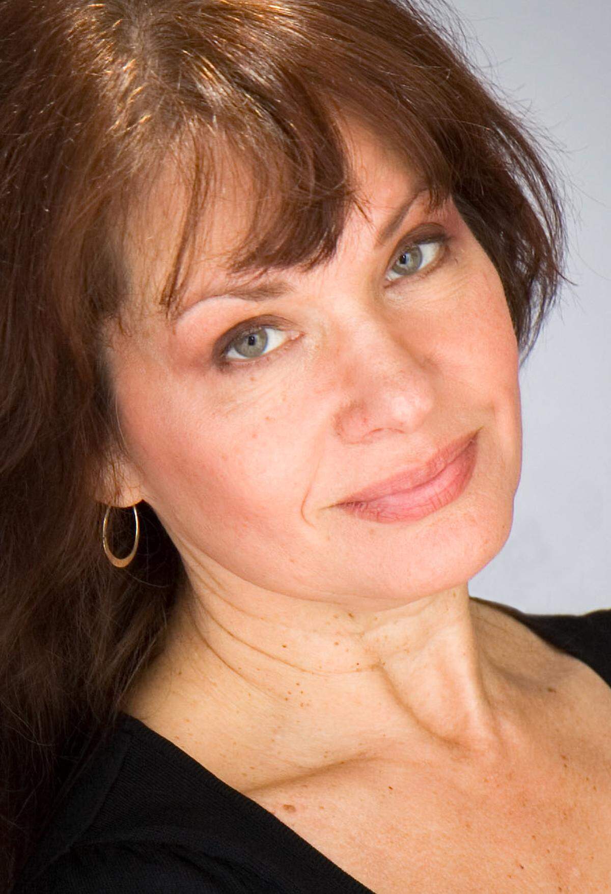 Linda Whitney says Harlequin Productions was wrong to fire her.