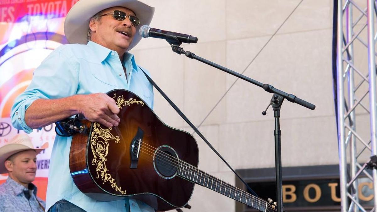 Alan Jackson will perform Sept. 17 at the Washington State Fair in Puyallup.