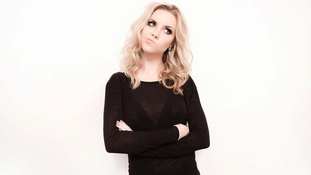 Kelsey Cook will headline a Valentine’s Day comedy show at the Washington Center for the Performing Arts.