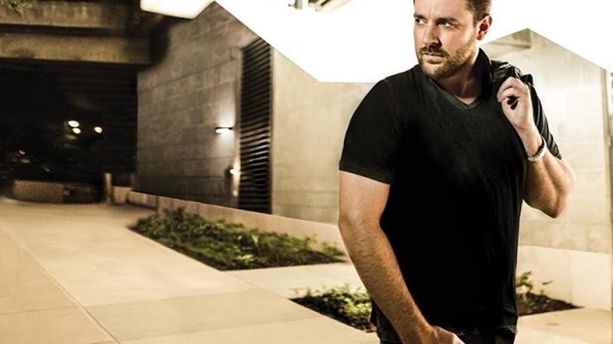 Country artist Chris Young will play the Washington State Fair in September.