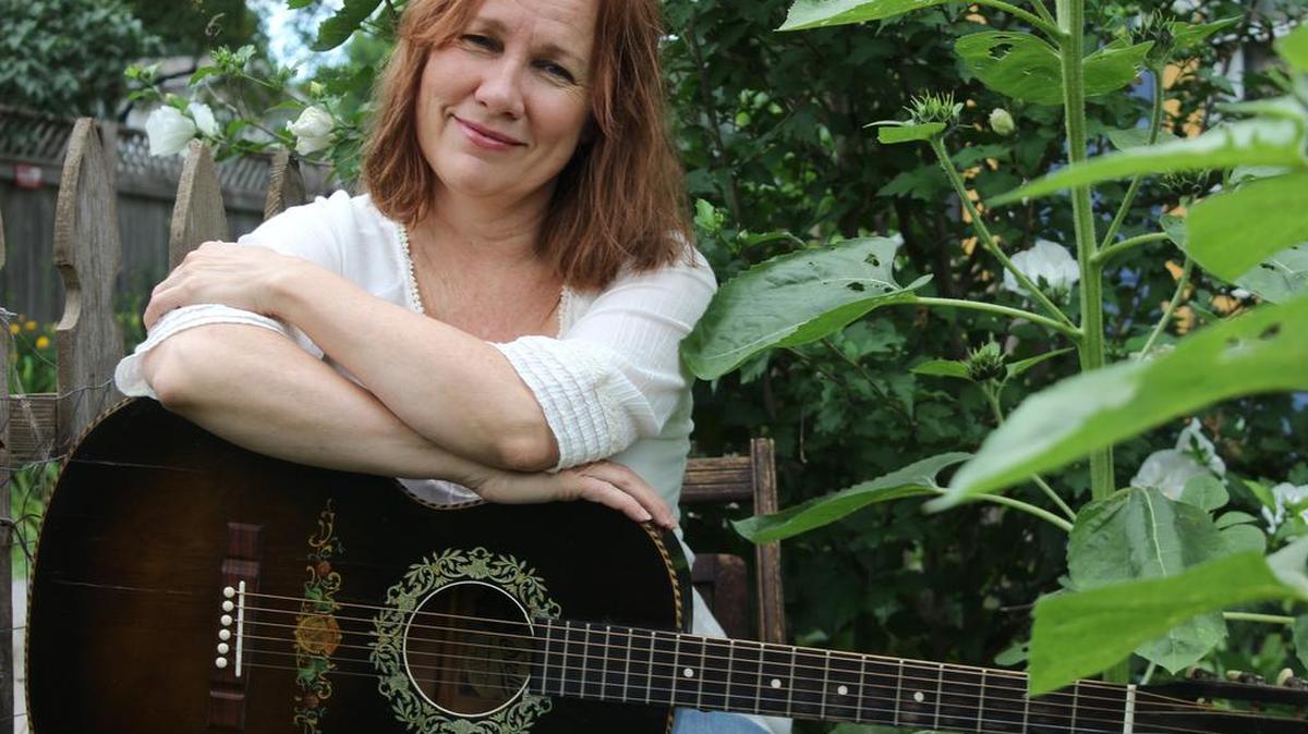 
Country-folk singer and songwriter Iris DeMent will perform Sept. 10 at Olympia's Capitol Theater.
