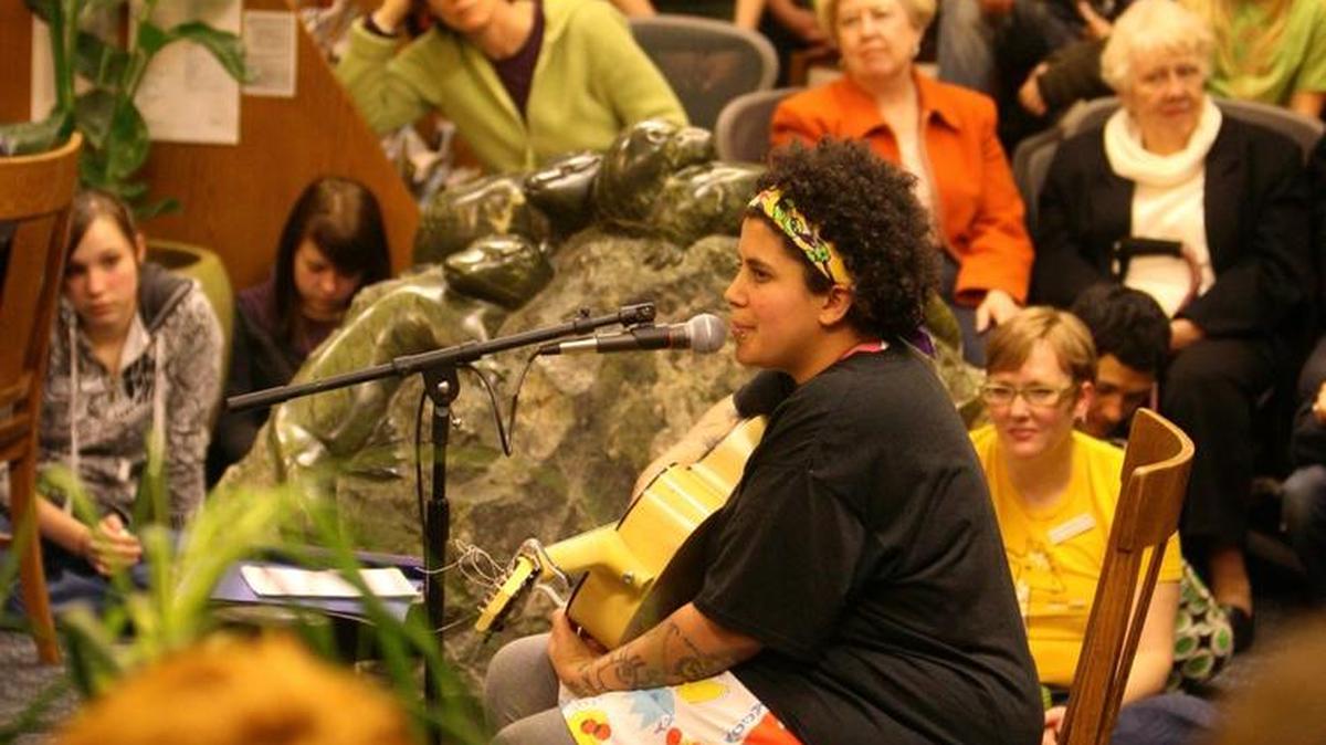 Grammy-winner Kimya Dawson, who performed at the Olympia Timberland Regional Library in Janyary 2009, will perform Friday (June 10) in Olympia.