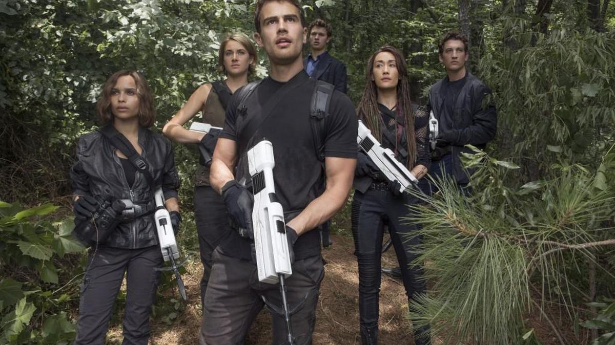 Zoe Kravitz, Shailene Woodley, Theo James, Ansel Elgort, Maggie Q and Miles Teller in a scene from “The Divergent Series: Allegiant.”