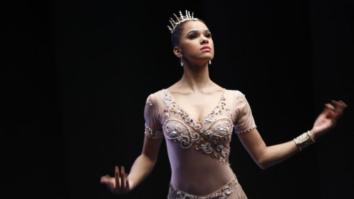 Misty Copeland appears in “A Ballerina’s Tale,” a documentary film that follows her as she recovers from an injury.