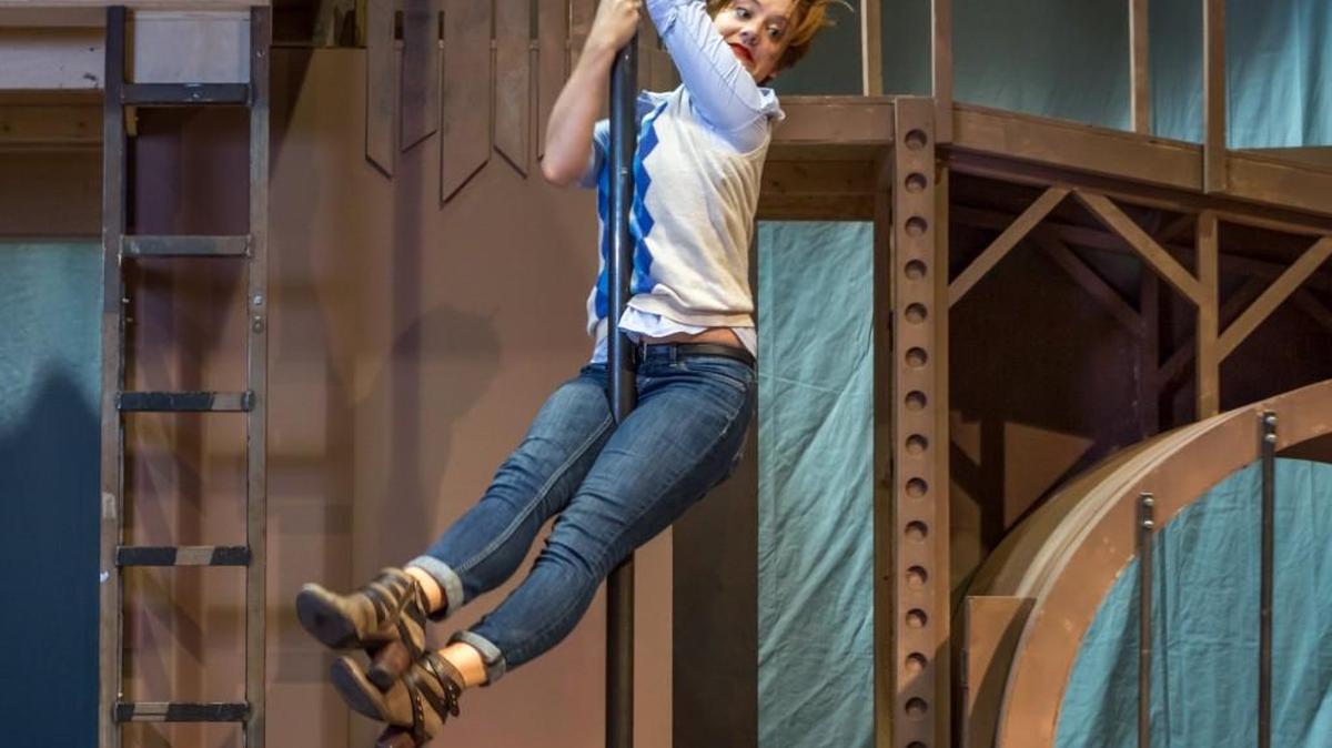 Helen Roundhill rehearses her role in Shakespeare’s “Cymbeline.”