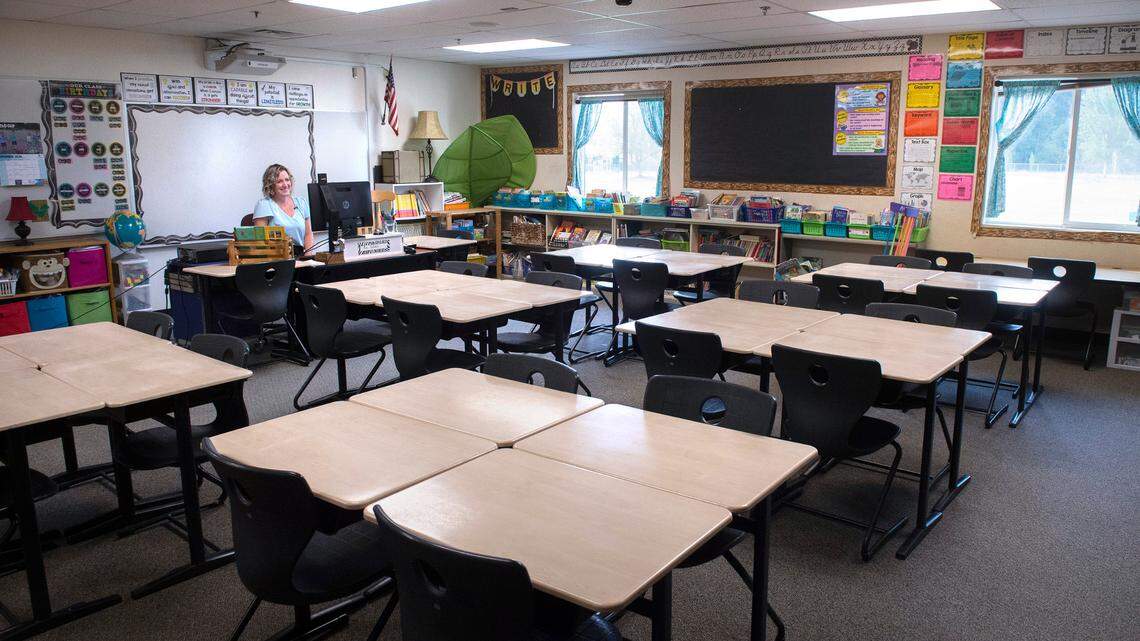 Bill would require schools to reopen during COVID-19 once certain metrics are met