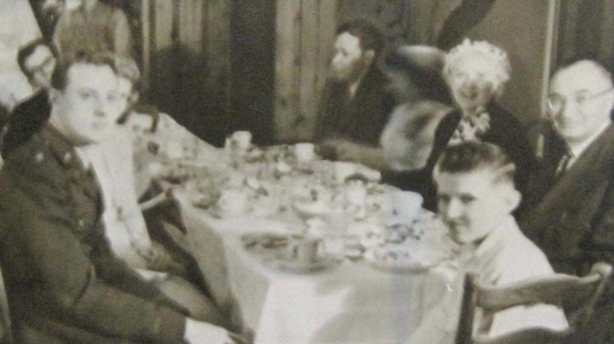 Thanksgiving in the 1950s with Dorothy Wilhelm’s family. Her parents are on the far right.