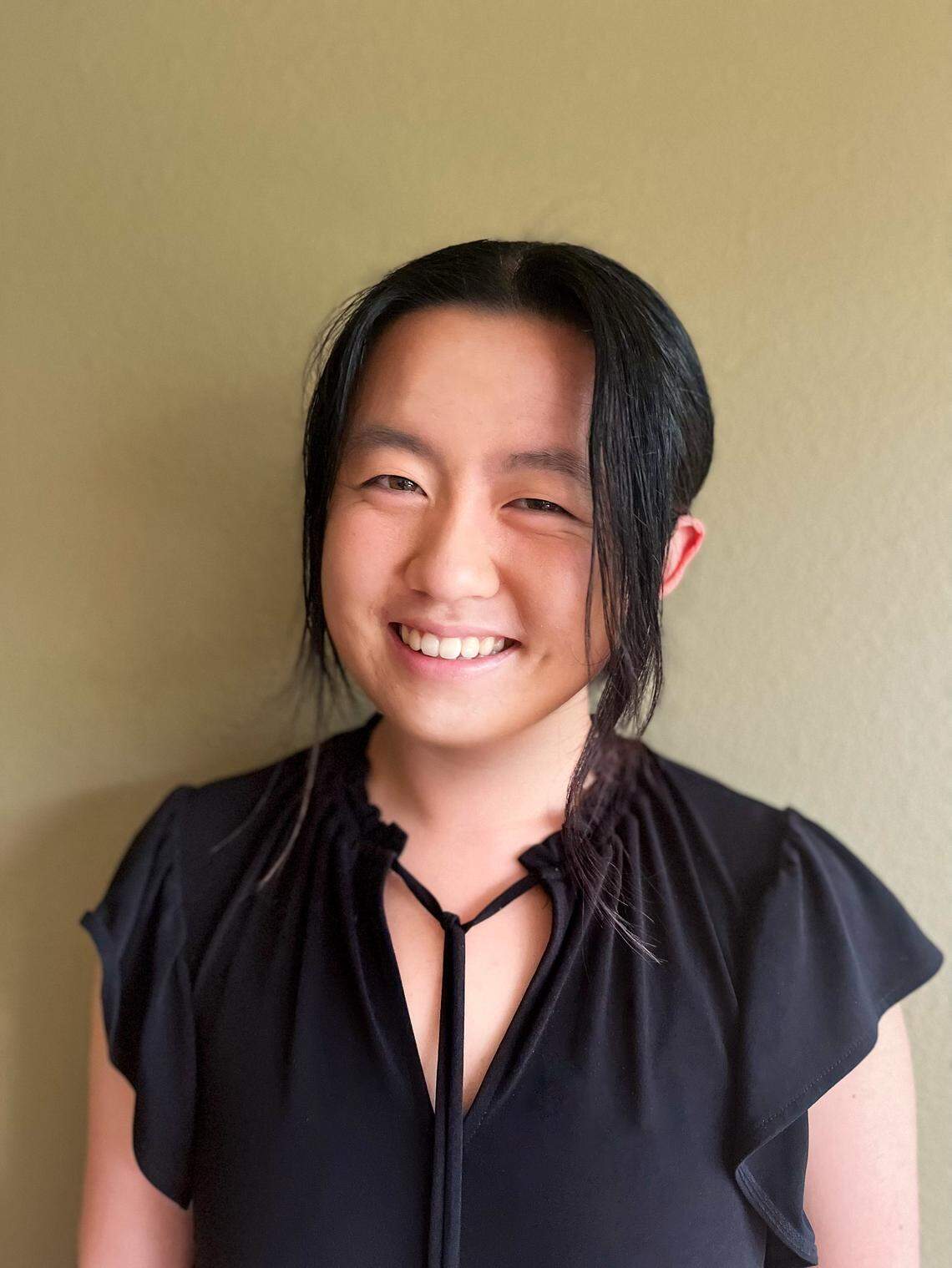 Profile Image of Joanna Hou