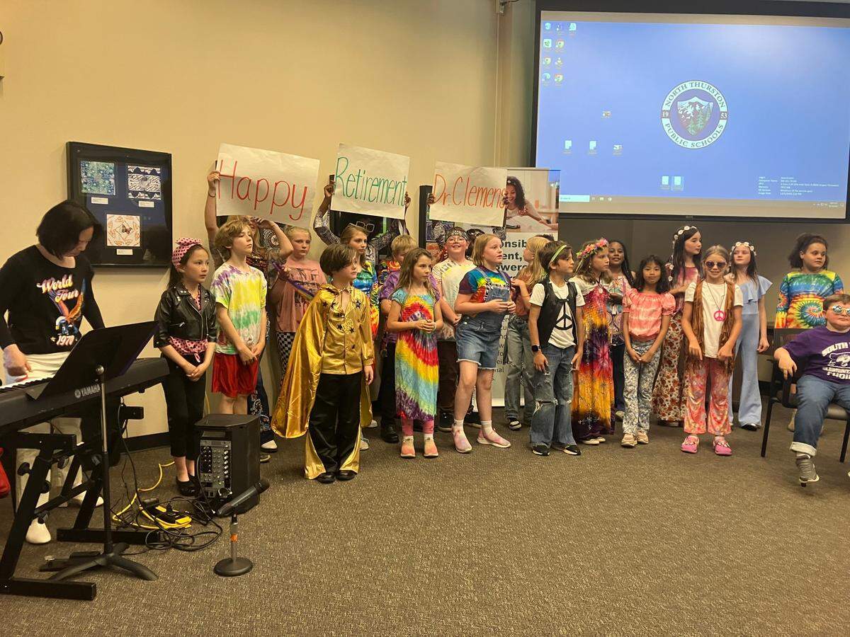 The South Bay Elementary School choir on Tuesday rocked the district boardroom, singing four pop hits from the 1970s, including Abba’s “Dancing Queen” and Sister Sledge’s “We are family.”