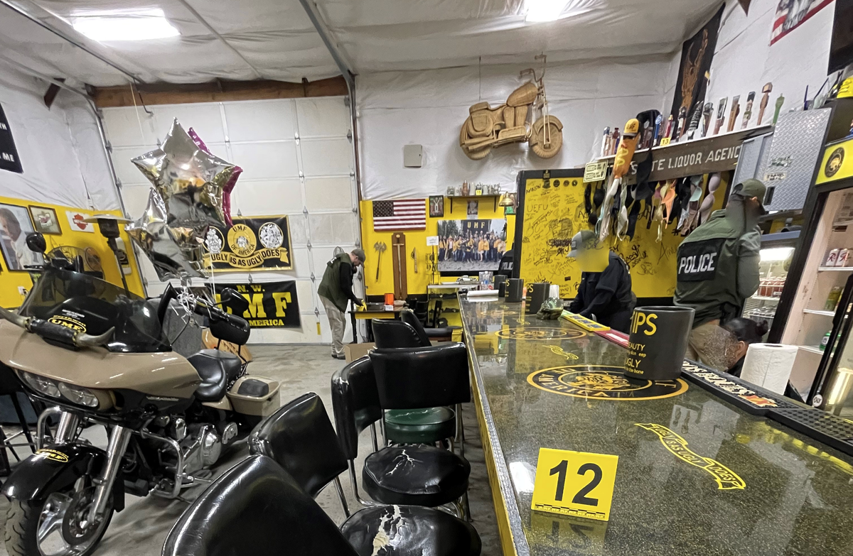 Officers with Washington’s Liquor and Cannabis Board searched a UMF of America clubhouse in Littlerock Monday morning and seized evidence of an unlicensed bar.