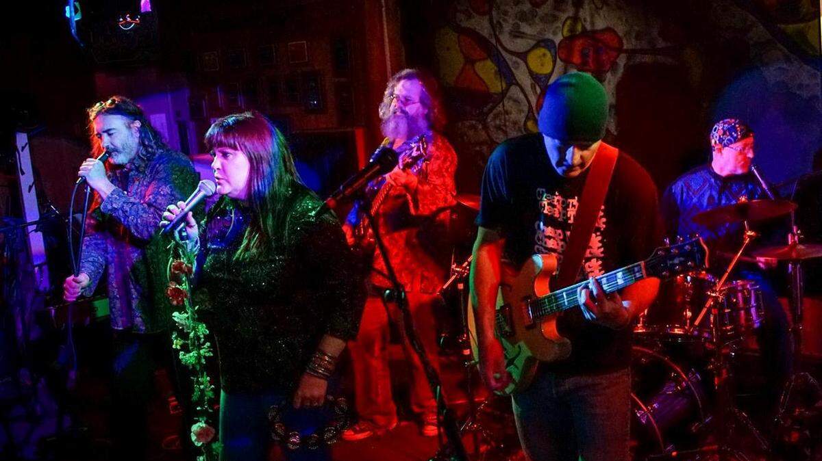 Olympia’s Psychedelic Shadow Show will perform its last concert Friday night at Rhythm & Rye.
