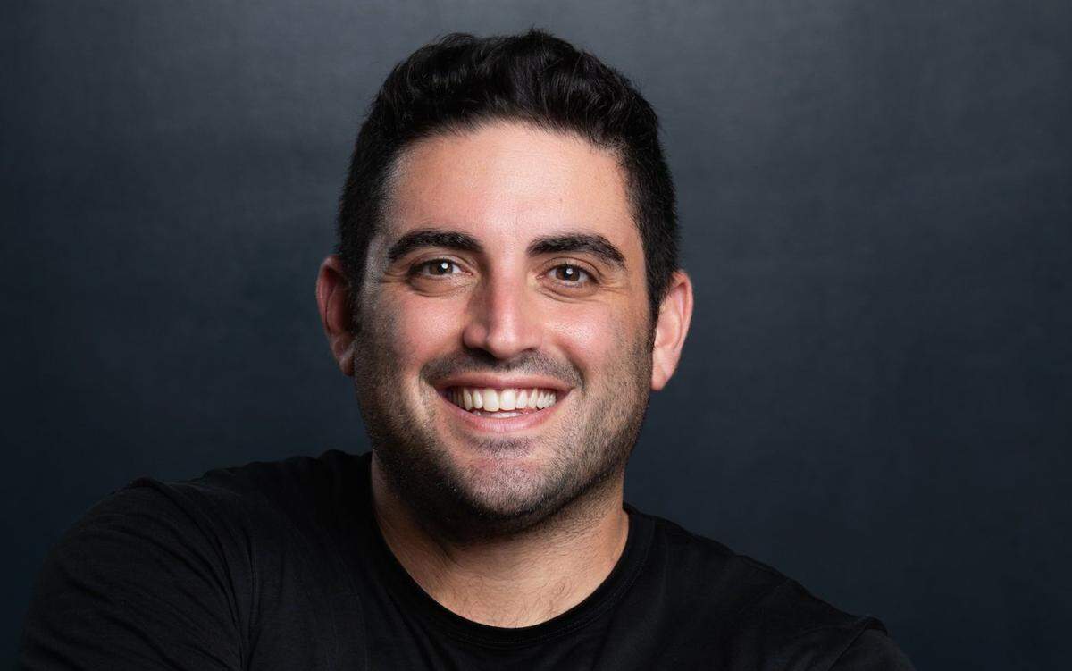 Jared Freid, who’s been called the Dear Abby for Dudes, brings his perspective on dating and relationships to Olympia on April 5.