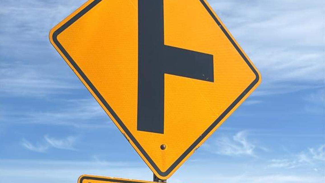 2 hurt after Thurston County crash Tuesday morning, Sheriff’s Office says