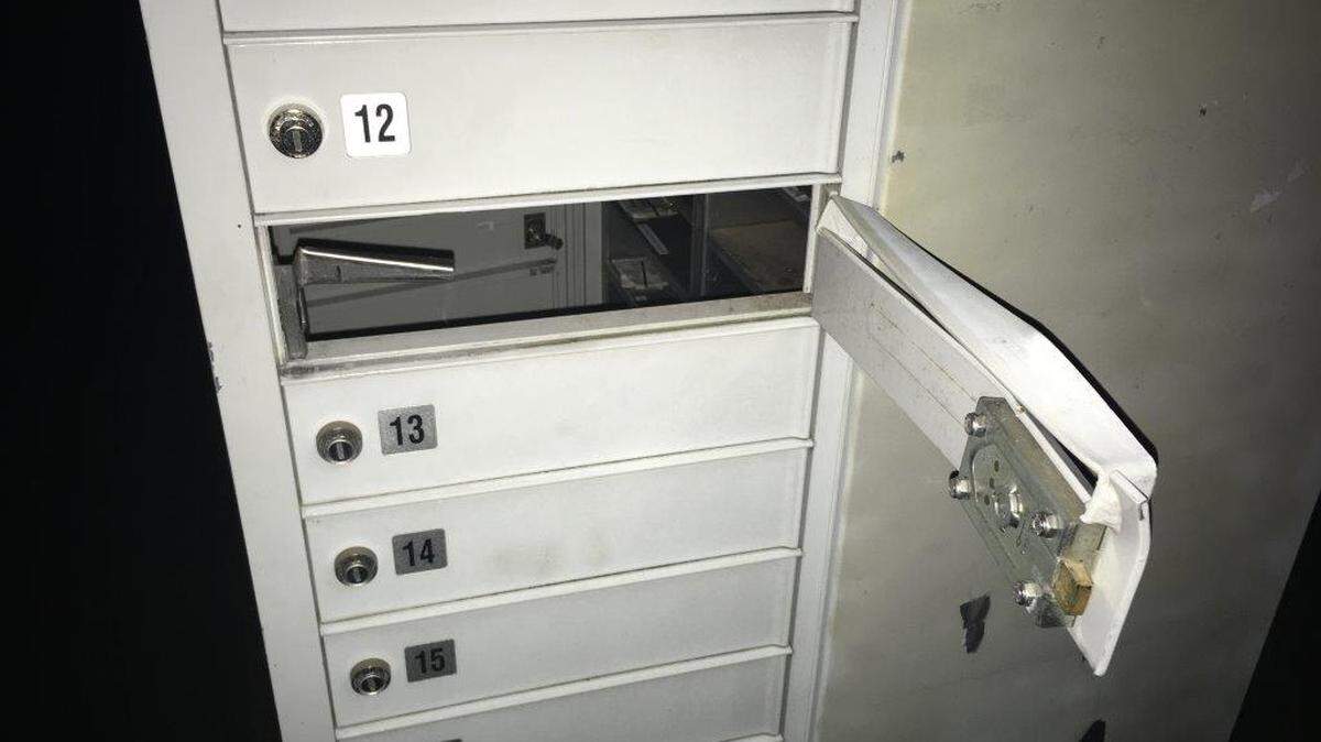 An example of a community-style mailbox.