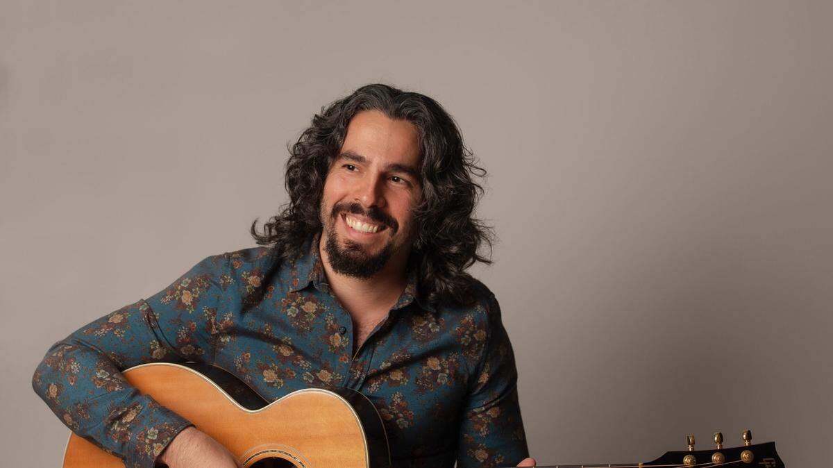 Brazilian guitarist Lucas Imbiriba, playing as part of International Guitar Night, combines flamenco and classical influences with Latin American rhythms and the power of rock.