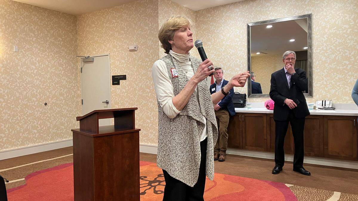 Alexandra Smith addressed about 100 people during a public reception at the Hilton Garden Inn on Feb. 5. The four finalists for executive director participated in the reception.