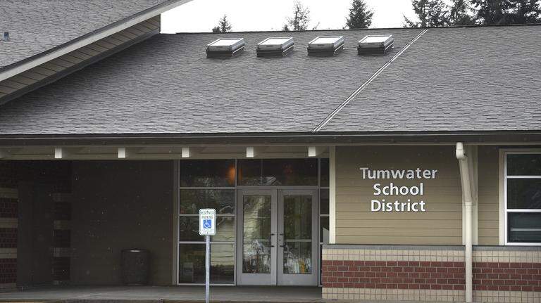 Staff expression policy before Tumwater School Board raises free speech concerns