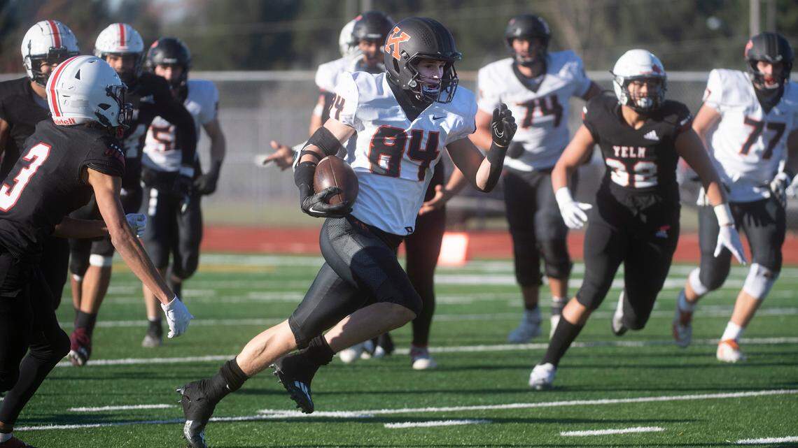 Kennewick Lions keep rolling along with 42-7 victory over Sunnyside on Thursday night