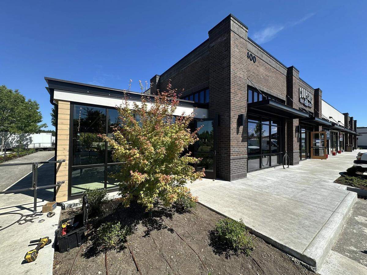 Cooper’s Food and Drink has opened in Lacey at the Hogum Bay Town Center.