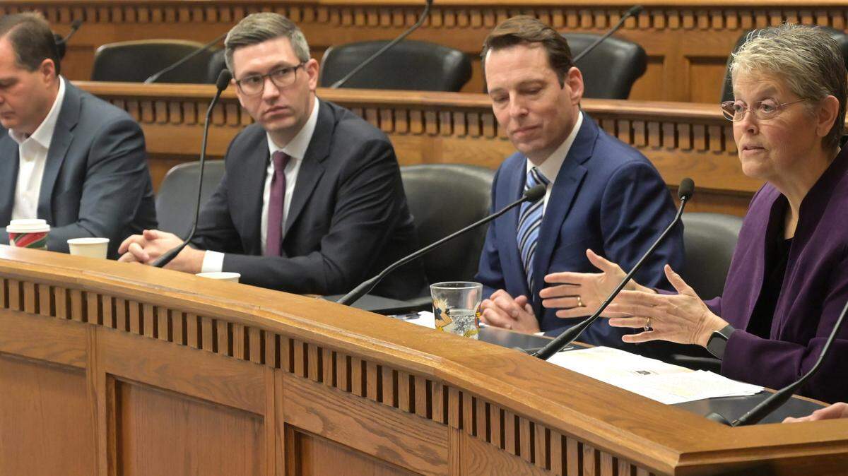 Senate Minority Leader John Braun, House Minority Leader. Drew Stokesbary, Senate Majority Leader Andy Billig and Speaker of the House Laura Jinkins respond to media questions in this January file photo.