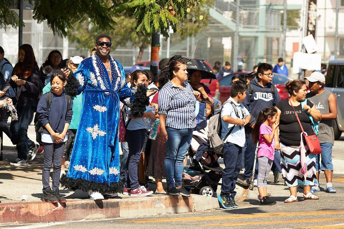 Comedian Ron Funches, performing Saturday night, Aug. 12 at Olympia’s Capitol Theater, clearly knows how to stand out in a crowd.
