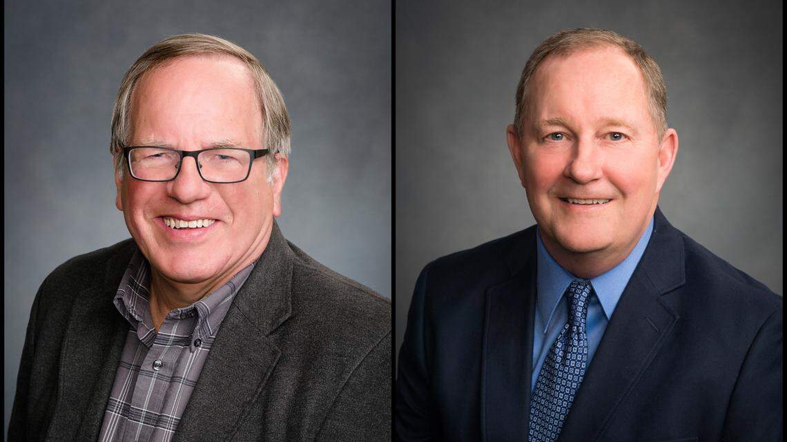 Former Shelton Mayor Bob Rogers (left) and new mayor Kevin Dorcy (right).