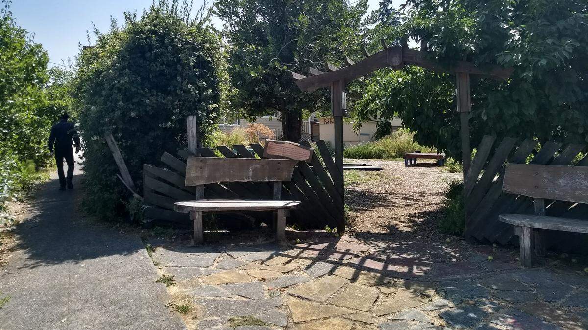 The Commons at Fertile Ground has a garden, fruit trees and eco-friendly meeting house on the corner of Ninth Avenue Southeast and Adams Street Southeast in downtown.