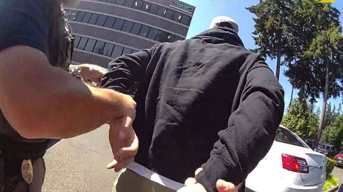 Man accused of 7 crimes arrested in Lacey parking lot, Thurston sheriff says