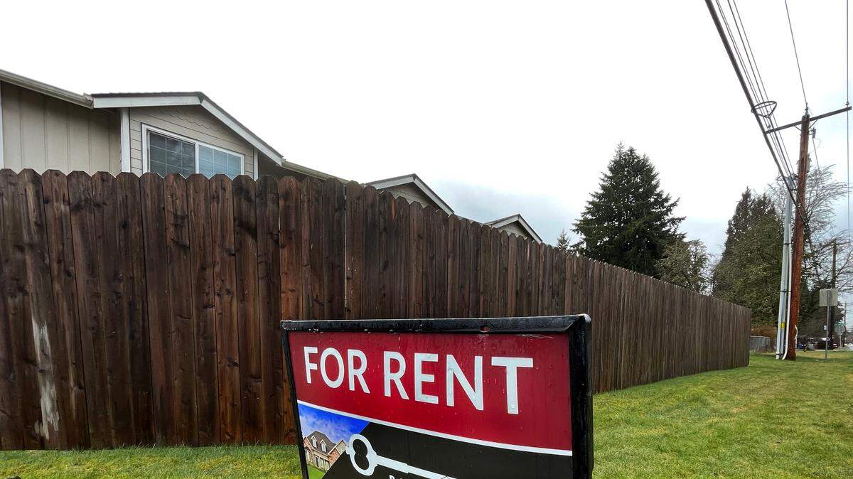 HB 1217 would cap annual rent increases for existing tenants at 7%.