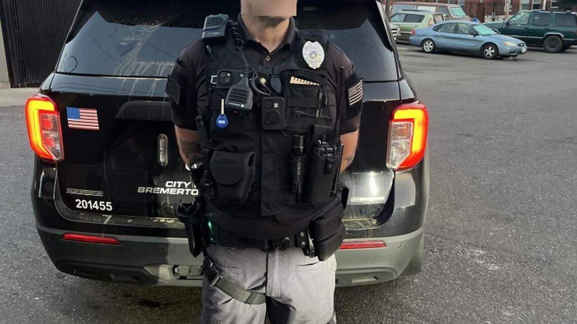 Lacey man arrested in Bremerton for posing as off-duty Edmonds police detective