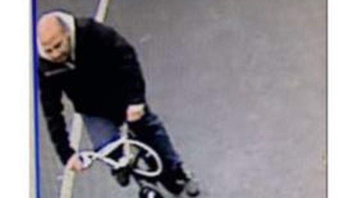 The theft and school lockdown played out Friday morning after the male suspect stole a gun and ammo near Mountain View Elementary School in Lacey.