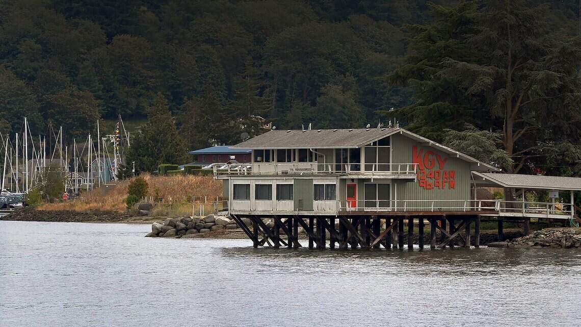 Waterfront cafe and bar in Olympia is one idea to save historic radio station