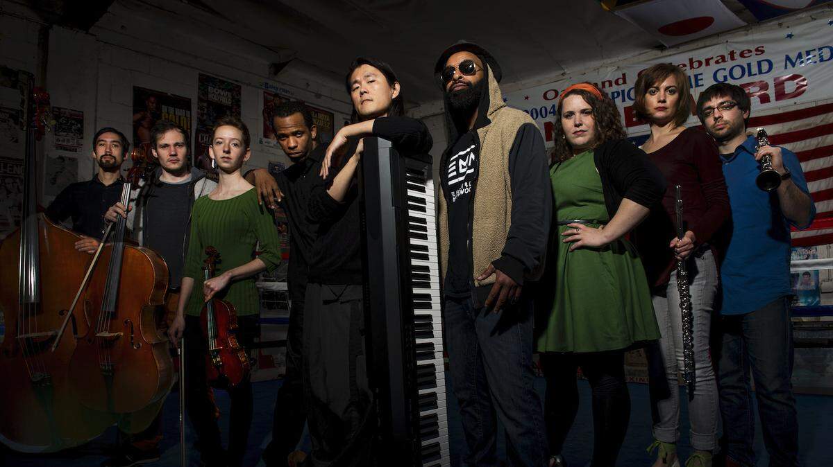 Ensemble Mik Nawooj blends classical music with old-school hip hop.
