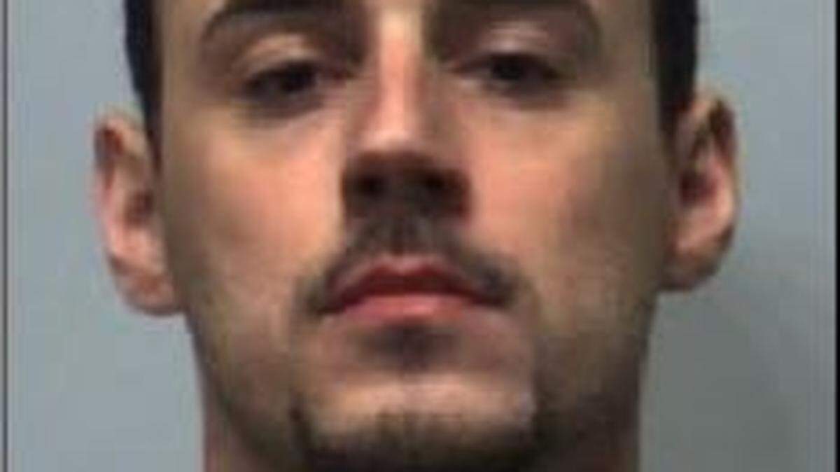 Lacey police are looking for a man who has an outstanding state Department of Corrections warrant for his arrest.