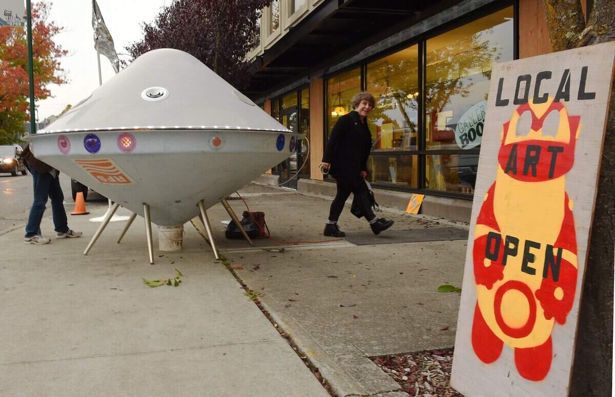 Pat Tassoni’s UFO creation lands outside Gallery Boom as part of the 2016 Fall Arts Walk in downtown Olympia. Arts Walk is back again this weekend.