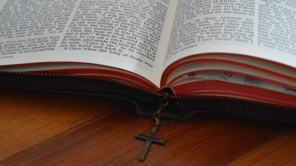Albany, Oregon, man Ryan Coleman is suing Dahled Up Construction for $800,000 after he says he was fired for refusing to attend Bible study meetings, which were required. The employer says the meetings were legal.
