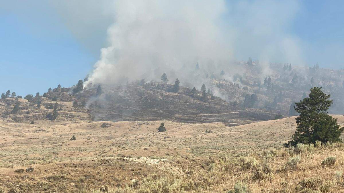 The firefighter likely contracted the virus while responding to the Anglin fire, which burned around 2,000 acres near Tonasket, Washington. 14 others who came in contact with the firefighter are being quarantined.