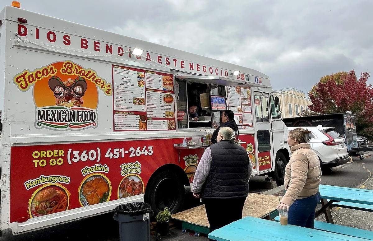 Offering a large menu that includes breakfast items, Tacos Brother’s Mexican Food Truck is now doing business near the Three Magnets Brewing Co. in downtown Olympia.