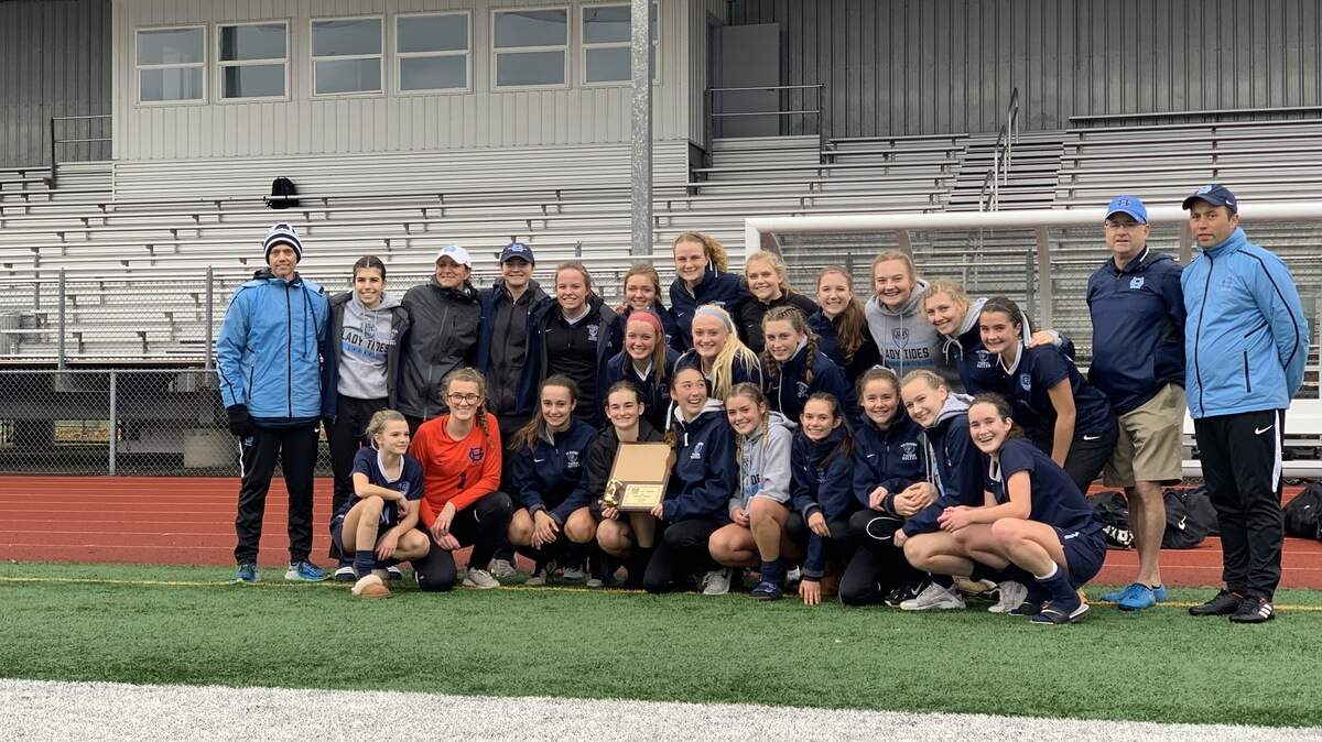 The Gig Harbor High School girls soccer team after their 3-0 win over Prairie High School in the in the Class 3A West Central/Southwest bi-district championship game at South Sound Stadium.