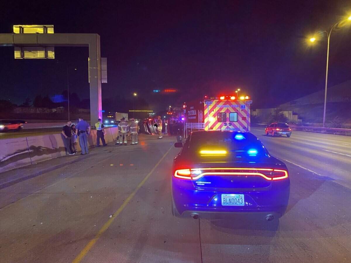 A 43-year-old Federal Way man, suspected of driving under the influence, triggered a three-vehicle wreck in Tacoma Saturday night that also included a Washington State Patrol trooper.