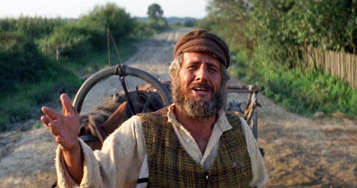 Tevye in the 1971 film “Fiddler on the Roof.” Temple Beth Hatfiloh will host a screening of the musical at 4 p.m. Christmas Day at the Capitol Theater.