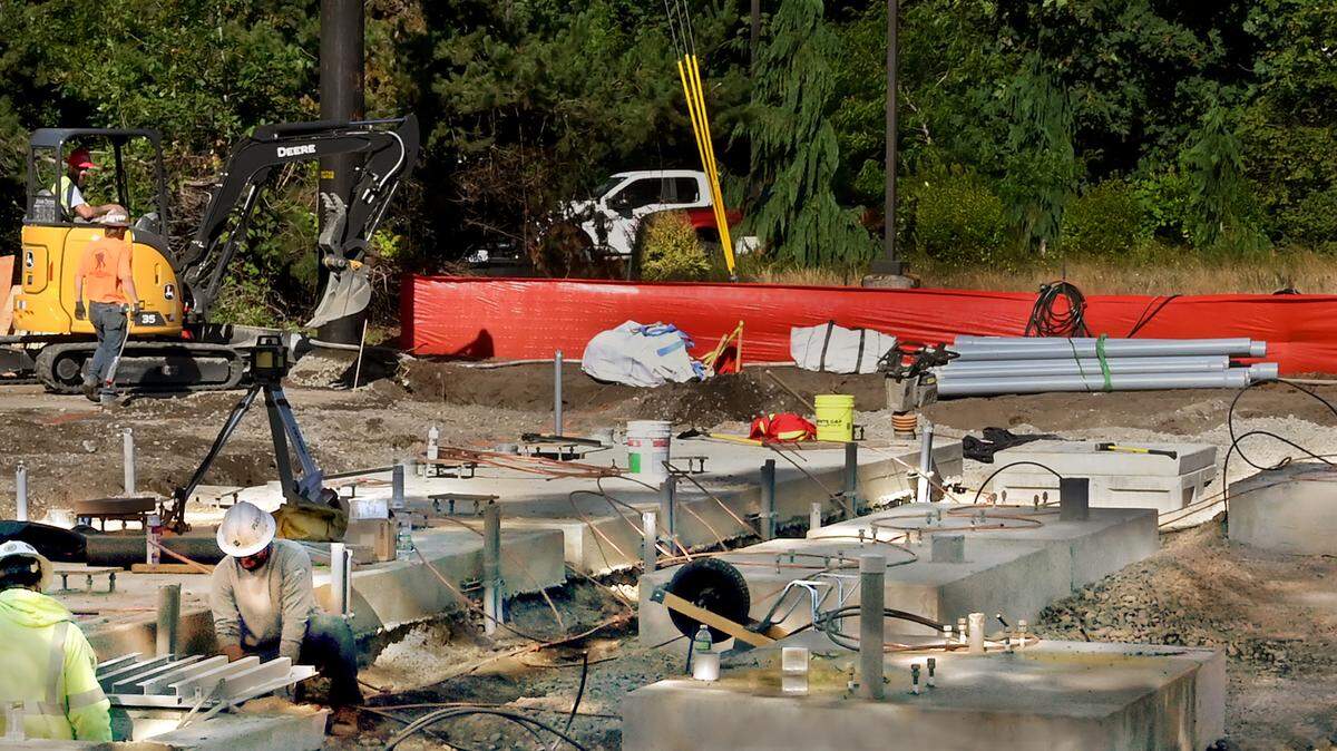 Puget Sound Energy is rebuilding the Barnes Lake substation in Tumwater.