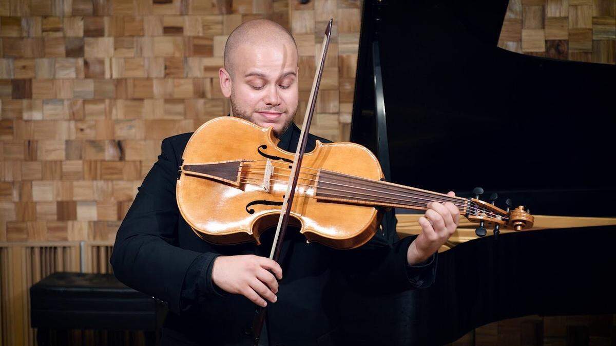 Andrew Gonzalez will be featured on opening night of Emerald City Music’s live stream performances.