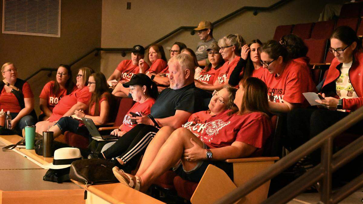 Gathering in the Yelm High School’s Performing Arts Center on Tuesday district teachers and counselors ratified a new contract that averted an impending strike. On Monday evening the Yelm Education Association and Yelm Community Schools had reached a tentative agreement on a new contract which will allow school to start district-wide on Wednesday.