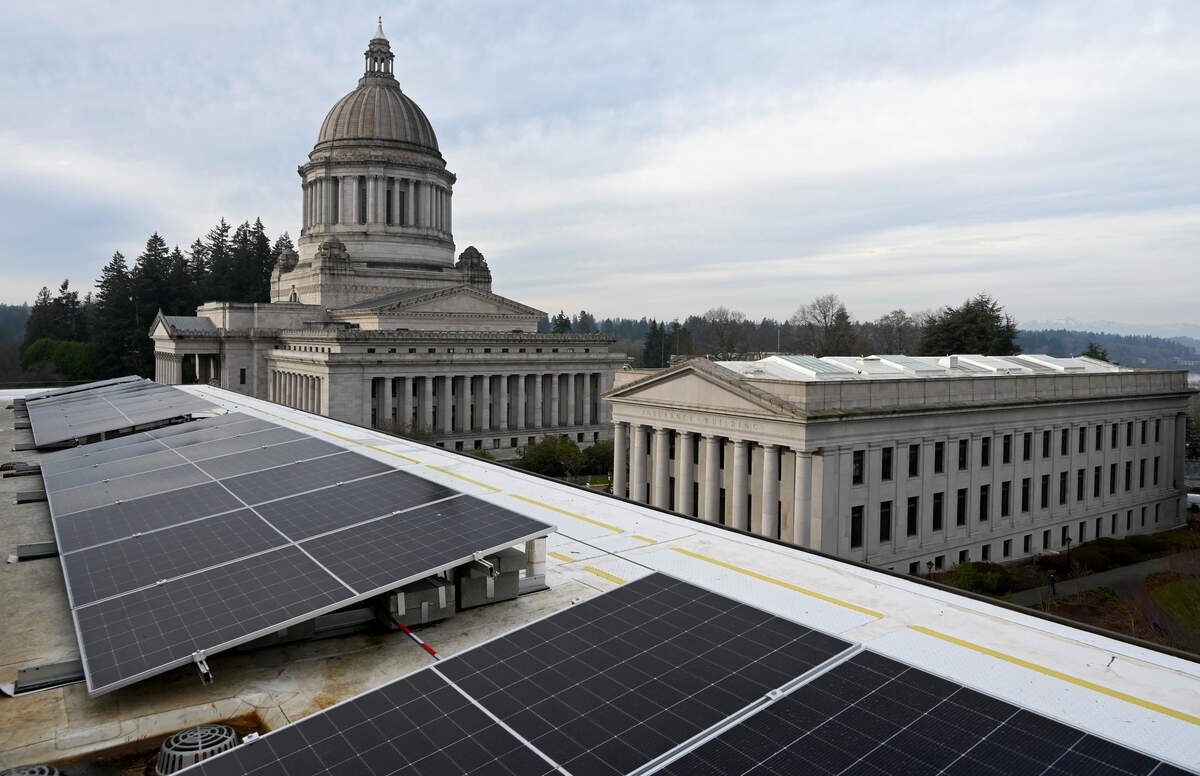 The new Irving R. Newhouse Building formally opened in December 2024 and houses the Washington State Senate and staff. Replacing the 90 year-old original structure the new building has major upgrades in design architecture and energy saving features including solar panels.