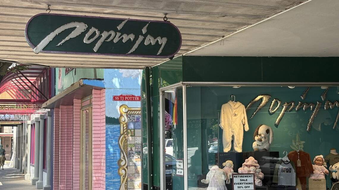 Owners of longtime downtown Olympia business announce they are retiring