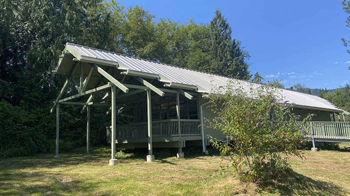 The Amanda Park Library is part of the Timberland Regional Library system.