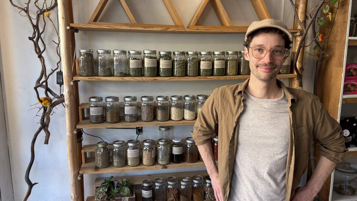 New spice shop fills familiar Fifth Avenue location in downtown Olympia