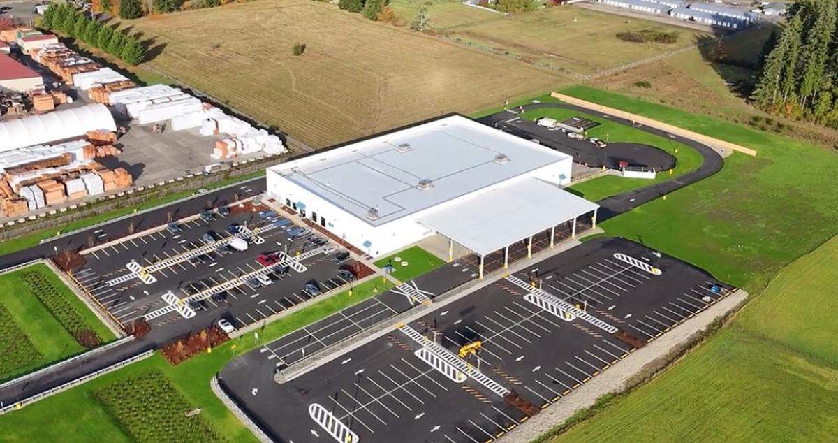 Amazon has opened a distribution warehouse in Elma, Grays Harbor County.