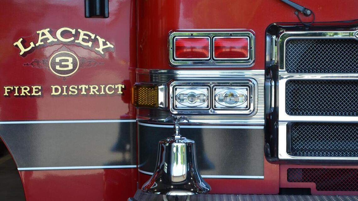 East Thurston County structure fire displaces 6 people, Lacey fire official says